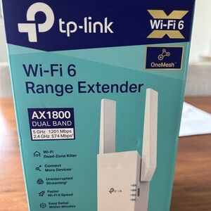 New in Box. Sells for $70
TP-Link AX1800 WiFi 6 Extender(RE605X)